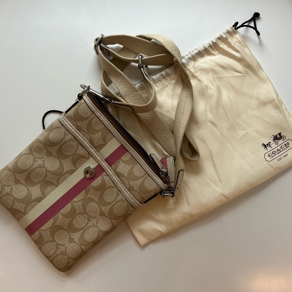 Coach Messenger Crossbody bag
